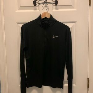 Nike Running Element Half Zip
Women’s Black XS